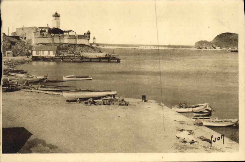Capomaggio — Der Leuchtturm und der Hafen — Verleger S. CAPOMAGGIO PIZZI - Vorderseite