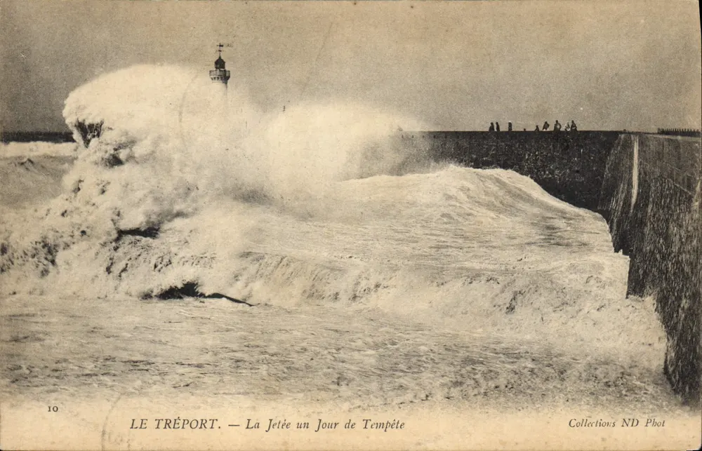LE TRÉPORT — Die Mole an einem Sturmtag — Collections ND Phot - Vorderseite