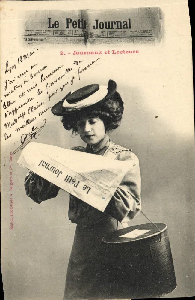 Frau, die Le Petit Journal liest — Werbesujet — Ausgabe A. Bergeret & Cie, Nancy - Vorderseite