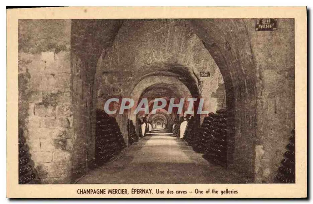 Champagne Mercier, Épernay — Eine der Keller — Eine der Galerien - Vorderseite