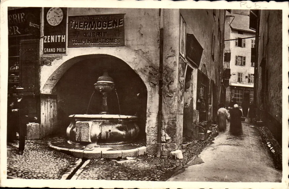 Fonte dos Suspiros — Briançon — Editor E.R. n°1610 - Frente