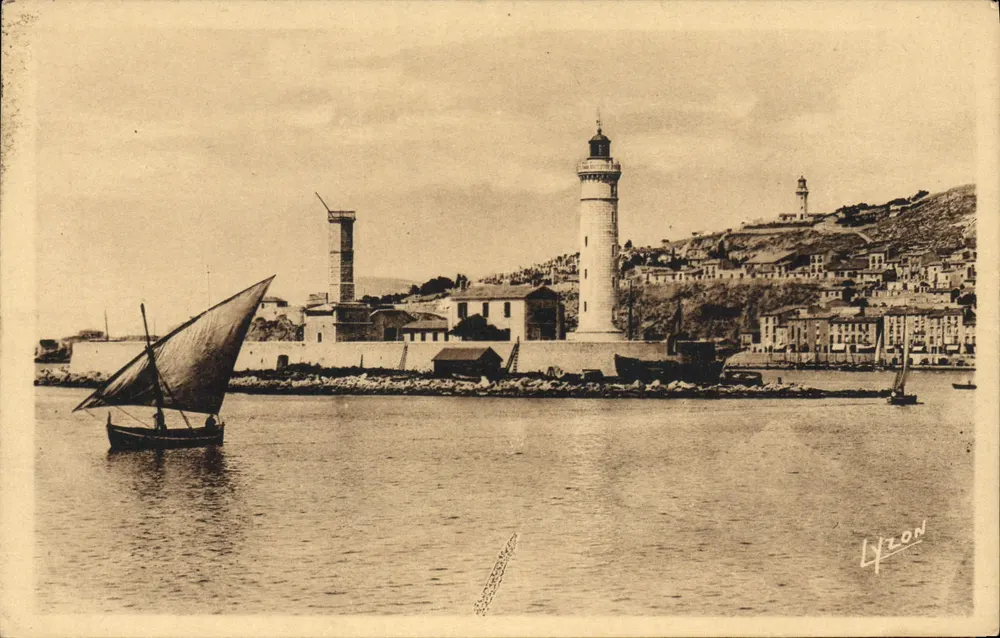 Sète (Hérault) - Badplaats - De Kerk van Sint-Louis - Invoer van het Haven - Voorkant