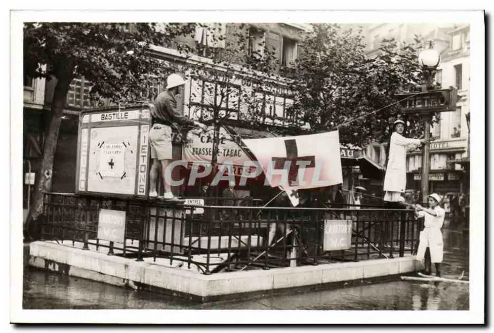 Notfallpost in einer Metro-Station — Bastille — Éditions S.T.L. ISSY - PARIS - Vorderseite