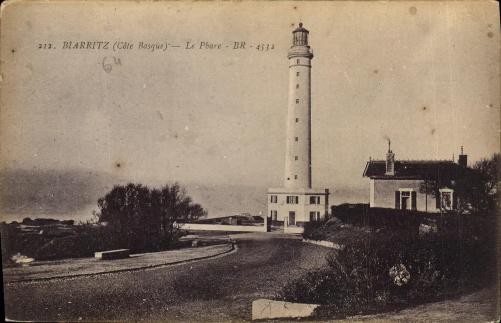 Biarritz (Côte Basque) — Le Phare - BR - 4532 - Frente