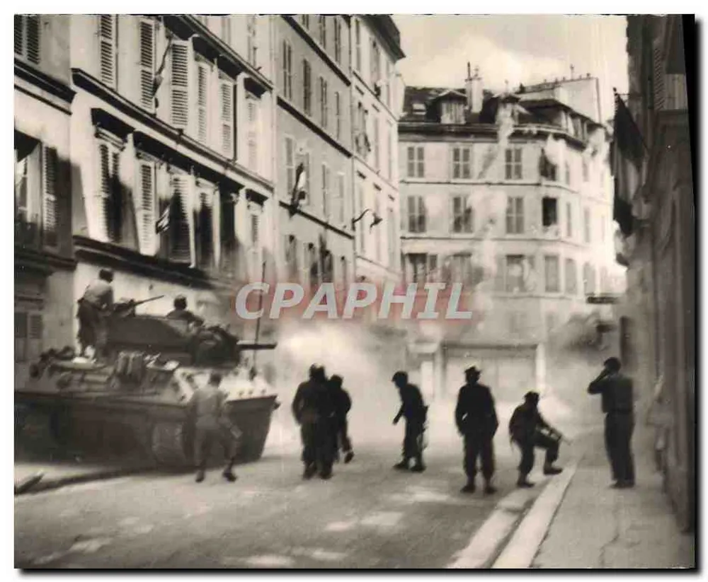 Befreiung von Paris — Ein Leclerc-Panzer in Aktion — C.A.P. - Paris, n°51 - Vorderseite