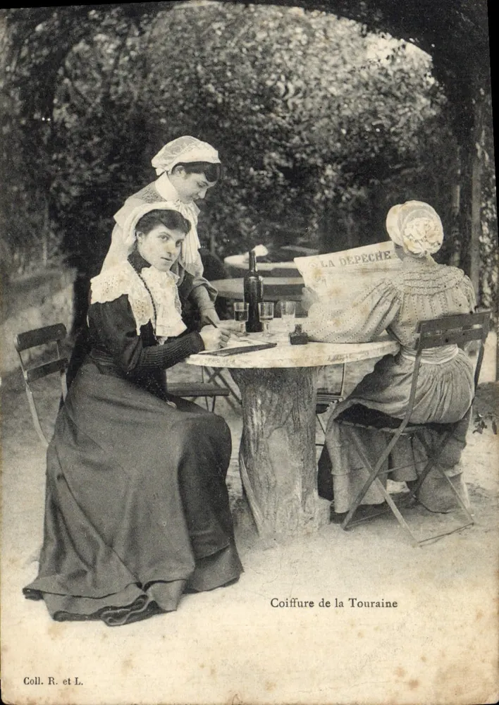 Corte de Touraine — cena de salão — Coll. R. e L. - Frente