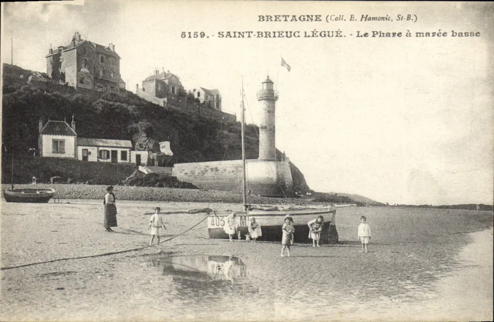 Saint-Brieuc Légué — Der Leuchtturm bei Ebbe — Coll. E. Hamonic, St-B. - Vorderseite