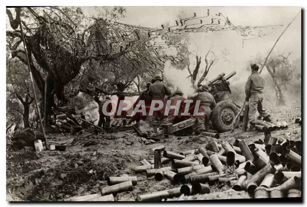 Kanonenstellung in Aktion vor Cassino — Von Tunis nach Siena - Vorderseite