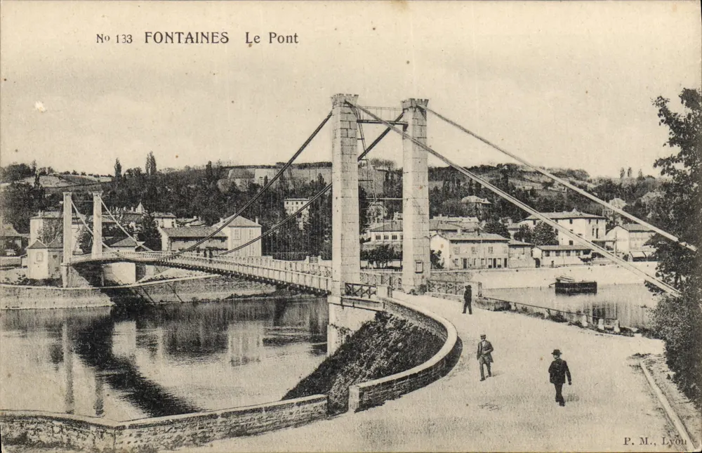 Fontaines Le Pont — Pont suspendu sur un fleuve — P. M., Lyon — n° 133 - Recto