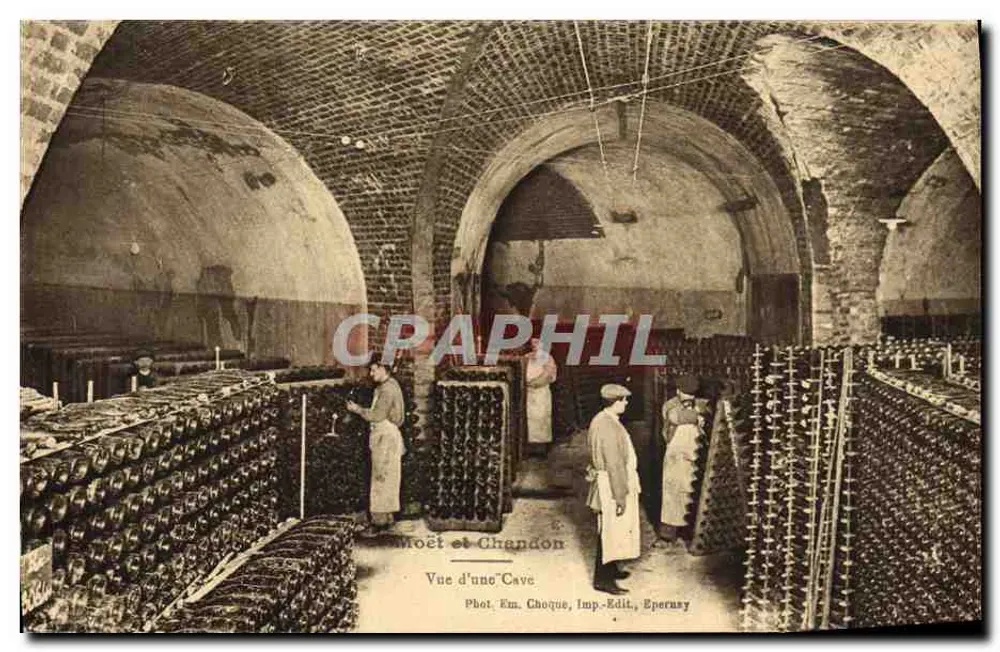 Ansicht einer Keller — Moët et Chandon — Fot. Em. Choque, Druck. Edit. Epernay - Vorderseite