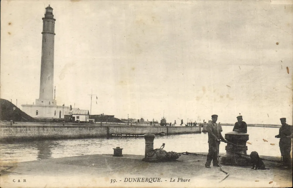 Dunkerque — O Farol — CAR, n°39 - Frente