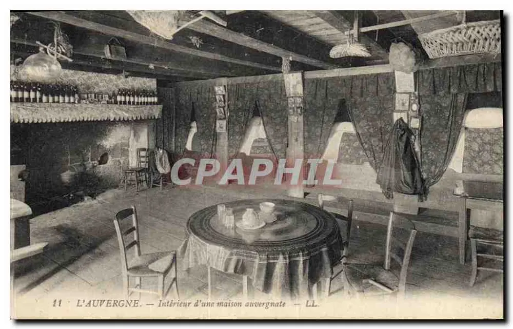 L'Auvergne — Intérieur d'une maison auvergnate — LL. n°11 - Vorderseite