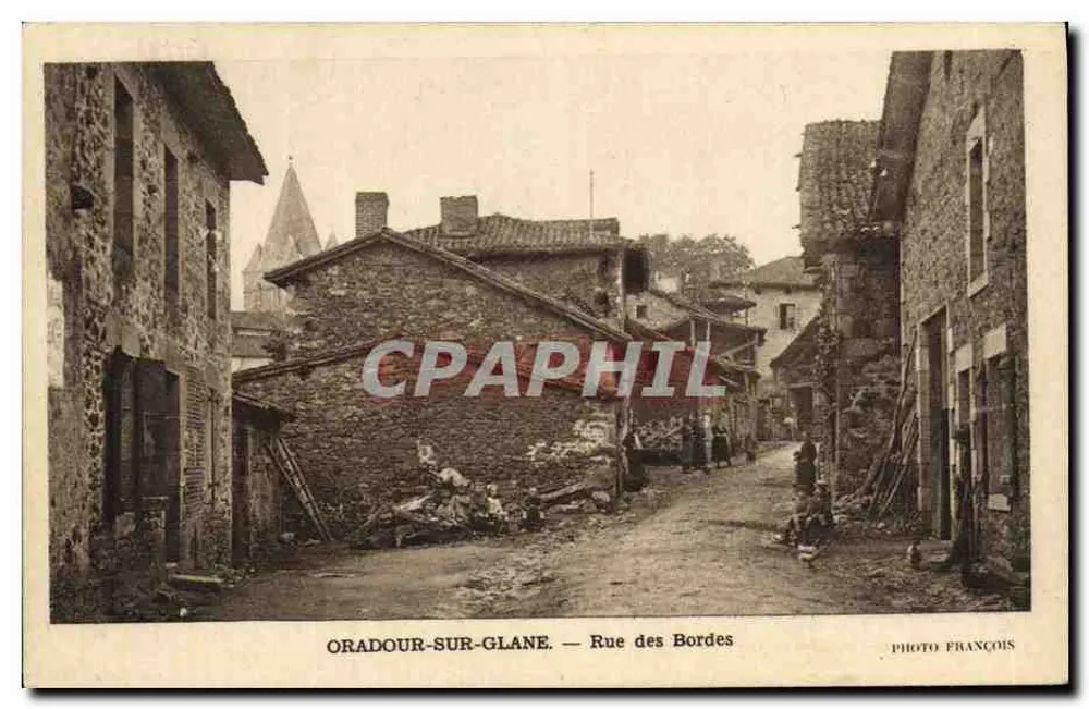 Oradour-sur-Glane — Rue des Bordes — Foto François - Frente