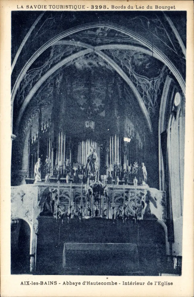 Innenansicht der Kirche - Abtei Haute-Combe - Aix-les-Bains - Vorderseite