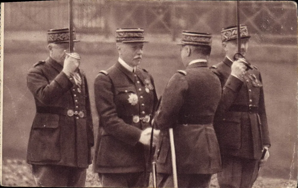 Uroczystość nadania odznak — Georges Lang, Paryż — n°11 - Awers