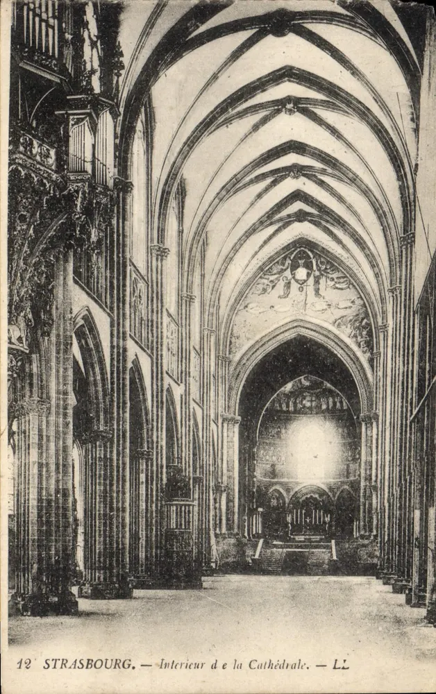 Strasbourg — Interior da Catedral — LL - Frente