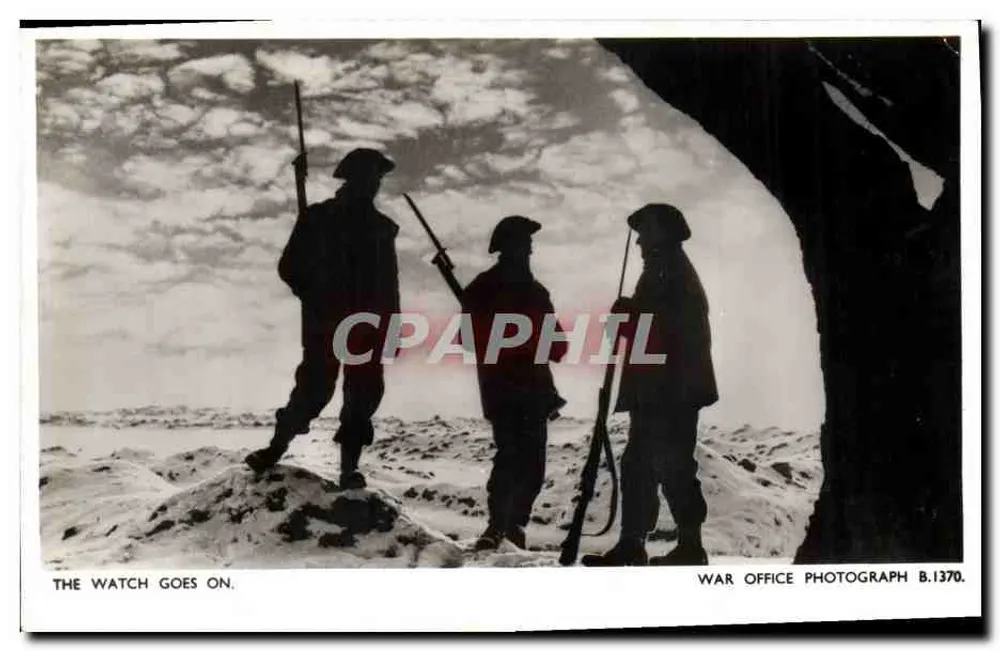 Soldados em patrulha — cena de guerra — War Office Photograph B.1370 - Frente
