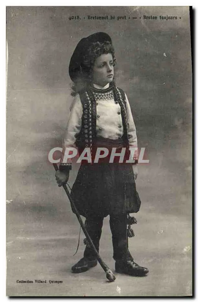 Criança vestindo traje bretão — Coleção Villard, Quimper - Frente