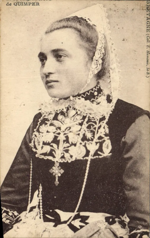 Kobieta w stroju bretońskim — Bretagna (Coll. E. Hamonic, Sr-B.) - Awers