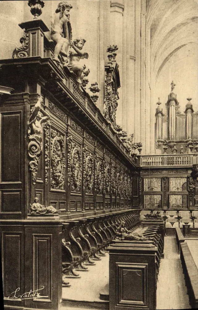 Basilika von Saint-Maximin — Rechte Seite der Bänke mit dem Orgel im Hintergrund — Edition L. Valat - Vorderseite