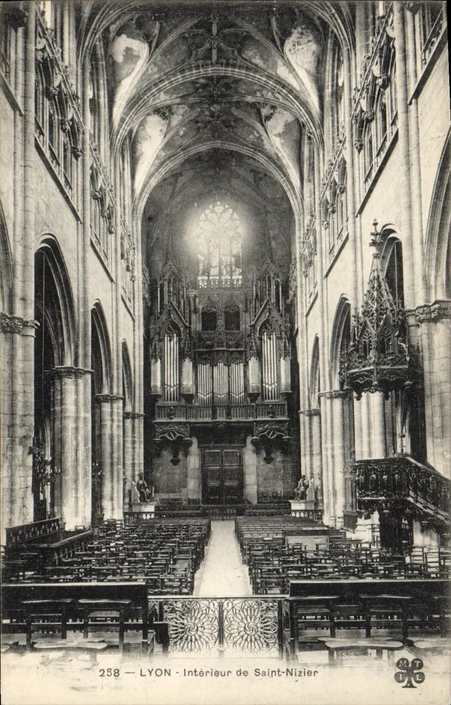 LYON - Interior de Saint-Nizier — editor MTLE, número de série 258 - Frente