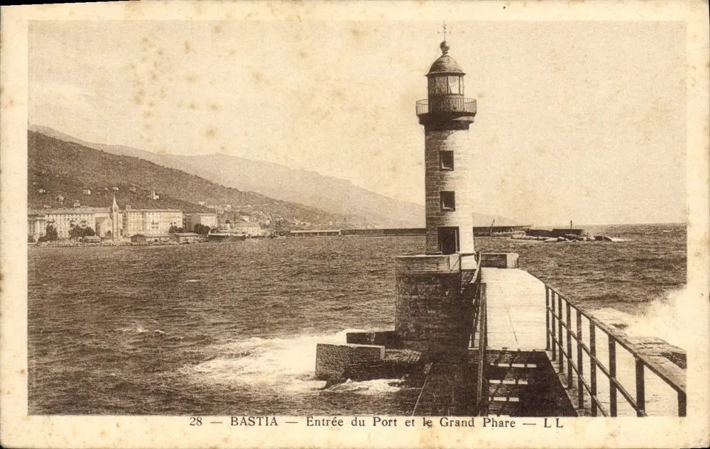 Bastia — Eingang zum Hafen und der Große Leuchtturm — LL - Vorderseite