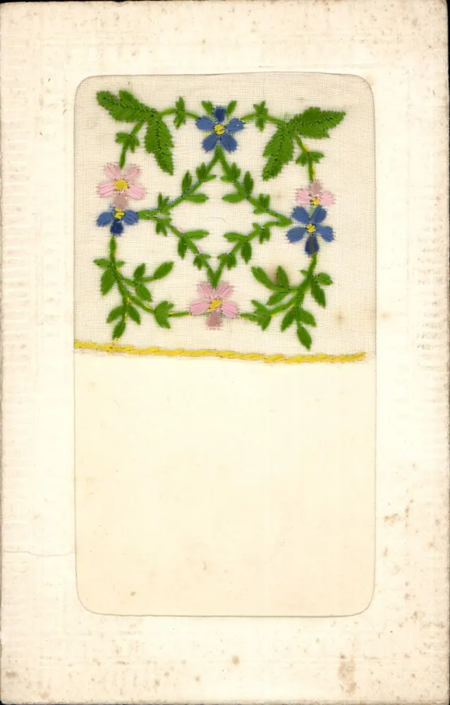 Fleurs brodées — motif floral — carte postale ancienne - Frente