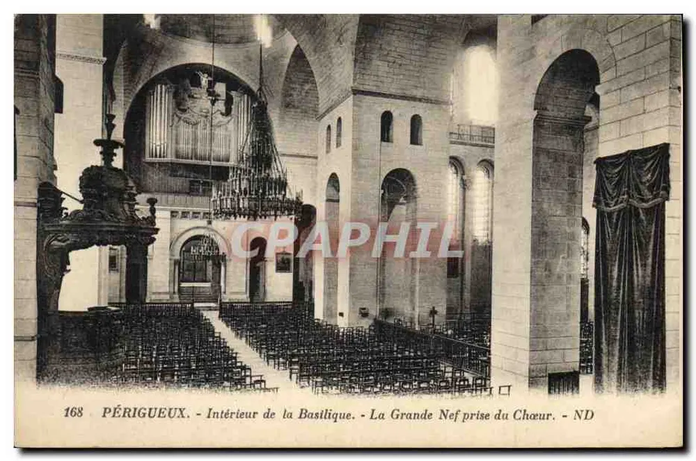Périgueux — Innenansicht der Basilika — Die große Kirchenschiff aus dem Chor — ND - Vorderseite