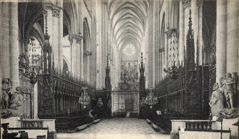 Innenansicht der Kathedrale von Orléans — Blick auf die Kirchenschiff und das Orgel — Verlag unbekannt - Vorderseite