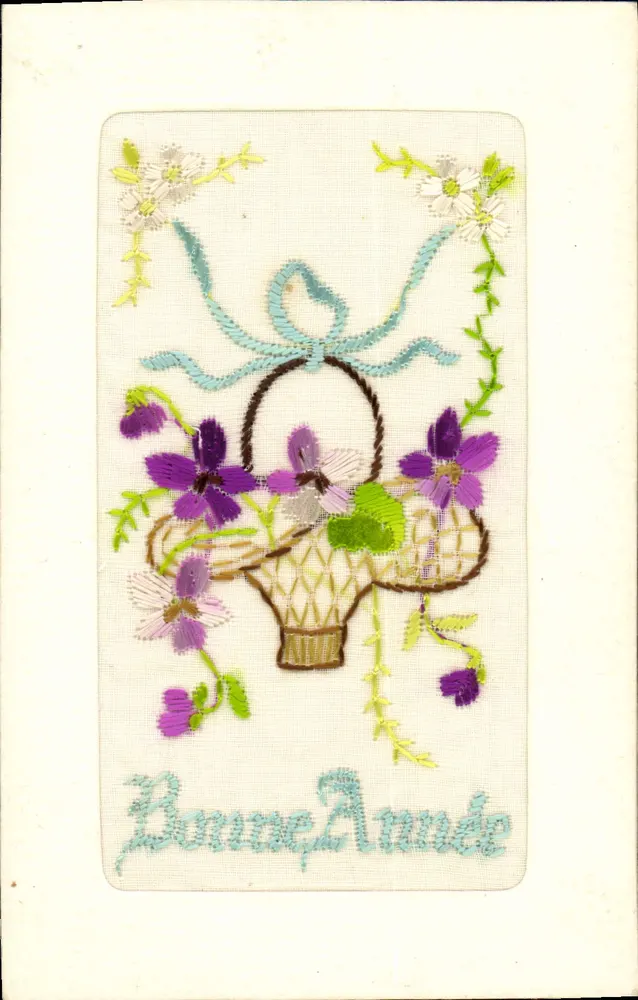 Arranjo de violetas em um cesto — Boa Ano — Carta postal - Frente