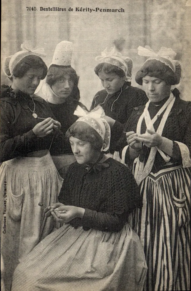 Dentellières de Kérity-Penmarch — Coleção Villard, Guilmot — n° 7045 - Frente