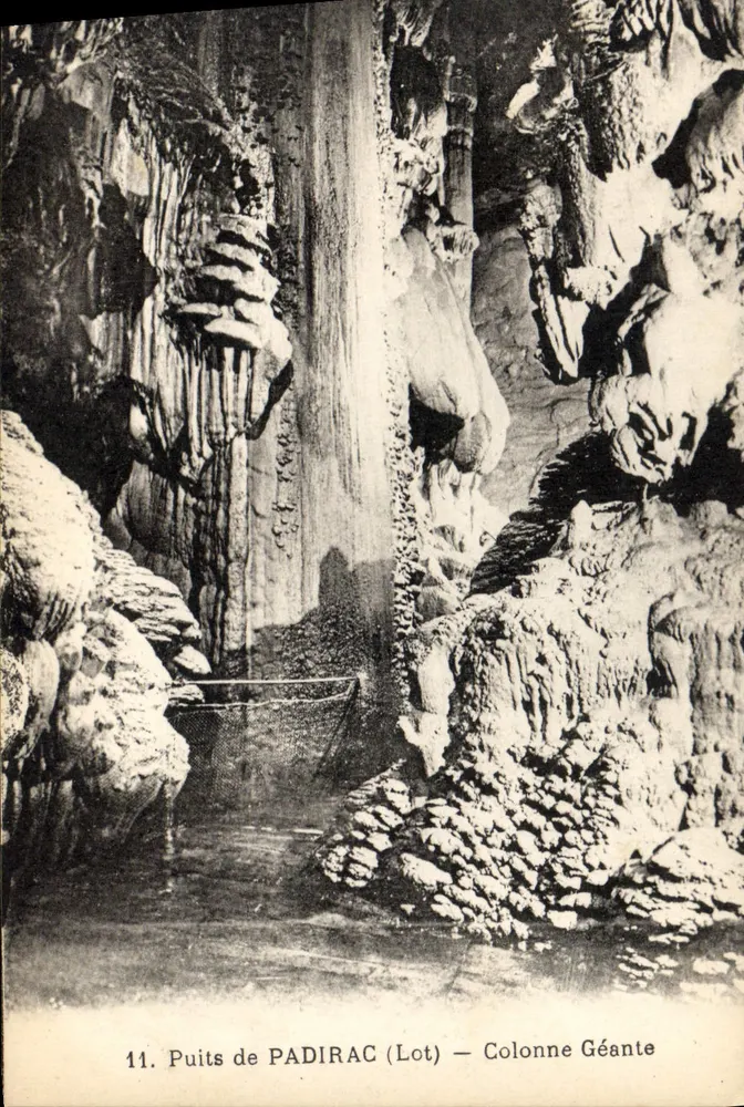 Padirac-Quelle (Lot) — Riesensäule - Vorderseite
