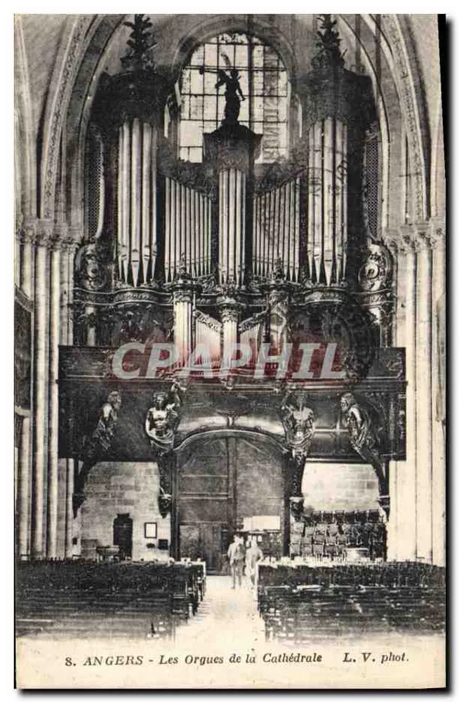 Angers — Die Orgeln der Kathedrale — L. V. phot. - Vorderseite