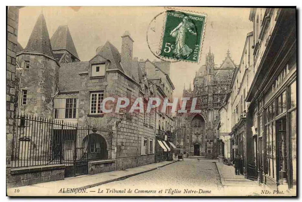 Alençon — Das Handelsgericht und die Kirche Notre-Dame — NDs Phot. - Vorderseite