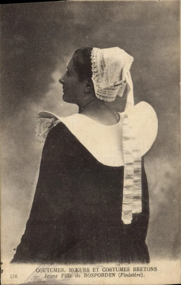 Junge Frau aus Rosporden (Finistère) — Bräuche, Sitten und Kleidung der Bretonen — n° 436 - Vorderseite