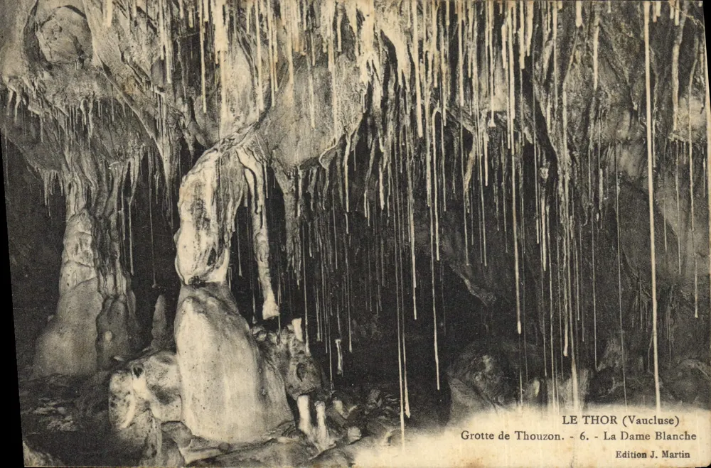 Thouzon-Höhle — Die Weiße Dame — Edition J. Martin - Vorderseite