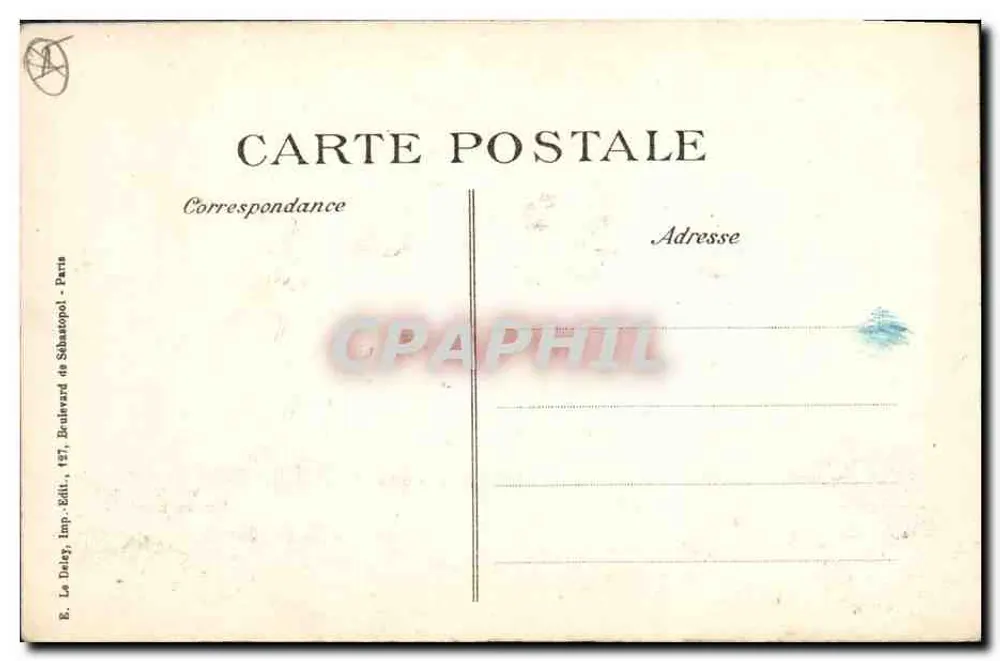 Le Bourget — Le Caveau — Denkmal, in dem die Überreste der Soldaten, die 1870-71 starben, aufbewahrt werden - Rückseite