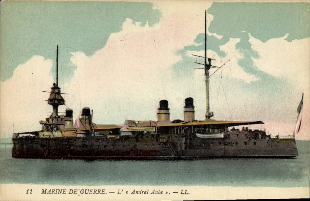 Marinha de Guerra — O « Almirante Aube » — LL. — N°11 - Frente