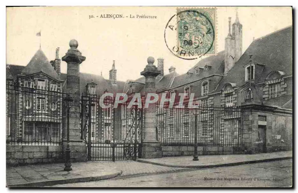 Alençon - A Prefeitura — n°30 — Casa dos Lojas Herdeiros de Alençon, editora - Frente