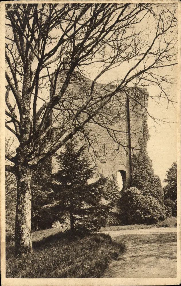 Domfront — Ruínas do Donjon (século XI) — Héliogravure Imprimeries Rennes de Nancy - Frente