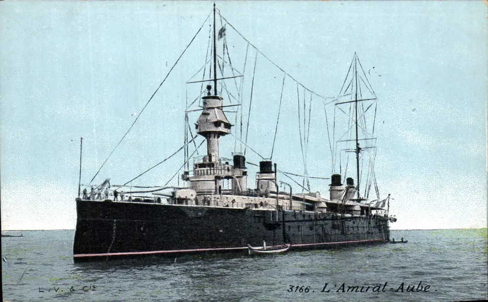 O Almirante-Aube — cruzador da Marinha francesa — editor L.V. & Cie, n° 3166 - Frente