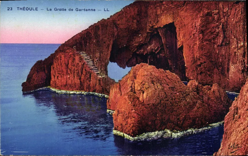 Théoule — Die Höhle von Gardanne — Aldua - Vorderseite