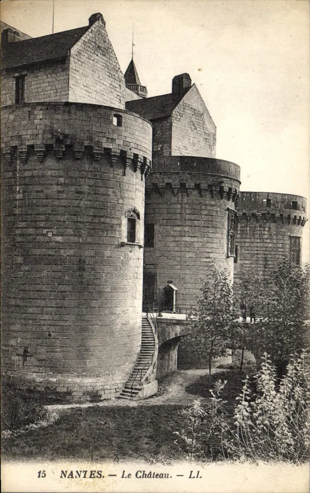 NANTES — O Castelo — LL. - Frente