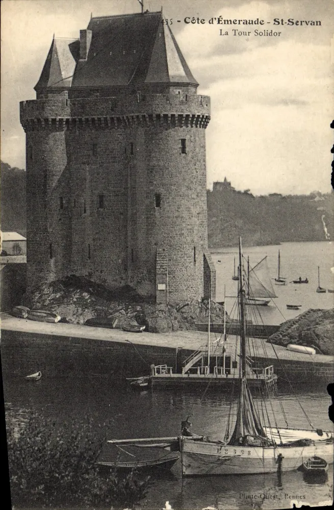 Costa da Esmeralda - St-Servan — Torre Solidor — Photo-Quest, Pennes - Frente