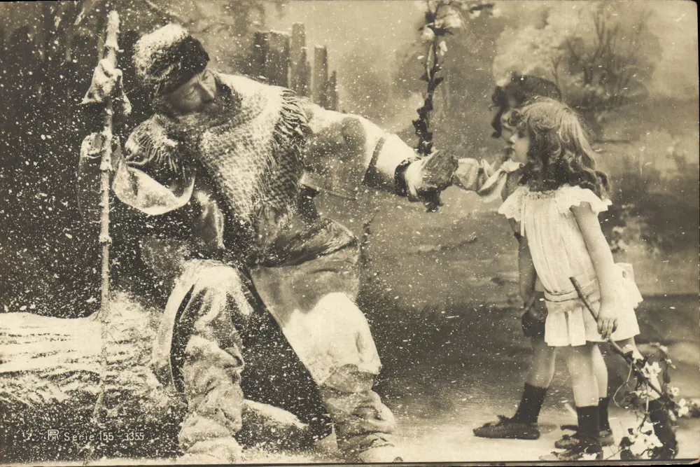 Sujeito: Um homem em traje de inverno oferece uma ramo a uma menina pequena — Editor: 氷原, Série 1355 - Frente