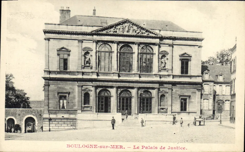 Boulogne-sur-Mer — Das Palais de Justice — Verleger nicht sichtbar - Vorderseite