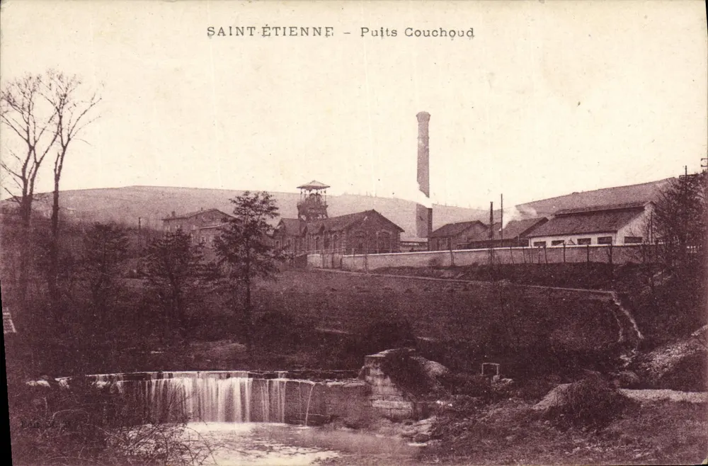 Saint-Étienne - Poço Couchoud — vista industrial com cascata - Frente