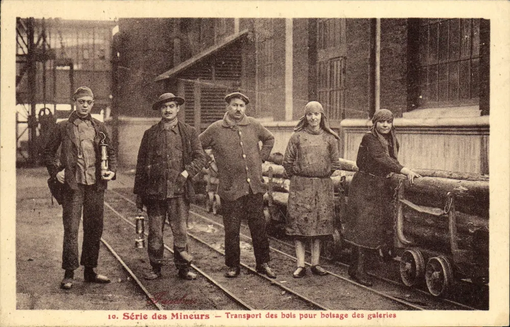 Bergarbeiter — Transport von Holz für den Stützbau der Gänge — Bergarbeiter-Serie n°10 - Vorderseite