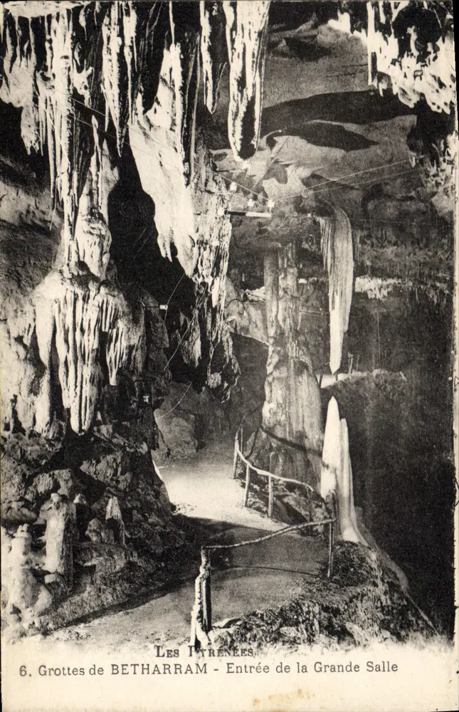 Höhlen von BETHARRAM - Eingang zur Großen Halle — Pyrenäen, n°6 - Vorderseite