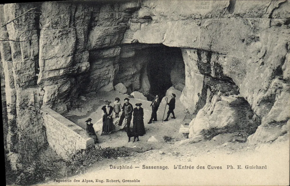 Dauphiné — Sassenage. Die Höhle — Ph. E. Guichard, Grenoble - Vorderseite